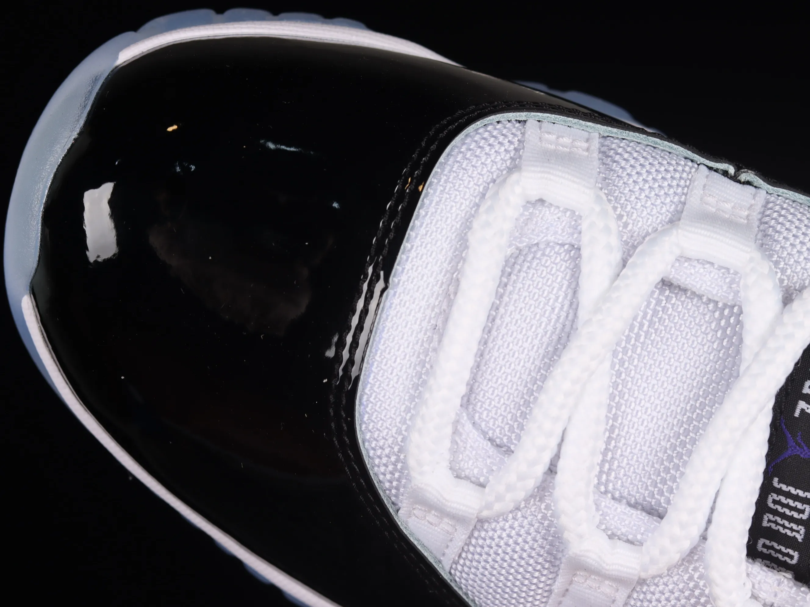 All categories Air Jordan Jordan series basketball shoes Air Jordan 11 OG version Air Jordan 11Concord AJ11 Concord black and white replica basketball shoes 378037-100